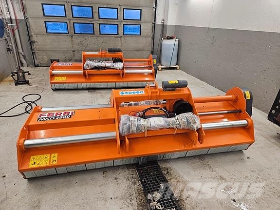 Ferri MKD 2500 og MKD 2800 beitepusser Rolo balirke