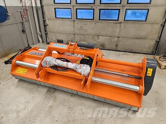 Ferri MKD 2500 og MKD 2800 beitepusser Rolo balirke