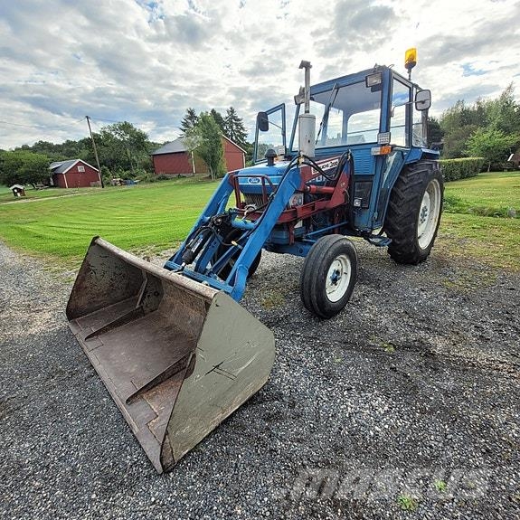Ford 4610 الجرارات