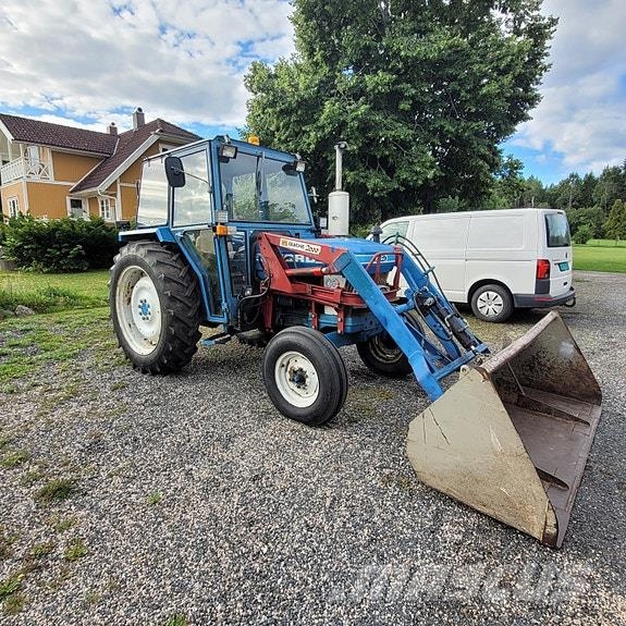 Ford 4610 الجرارات