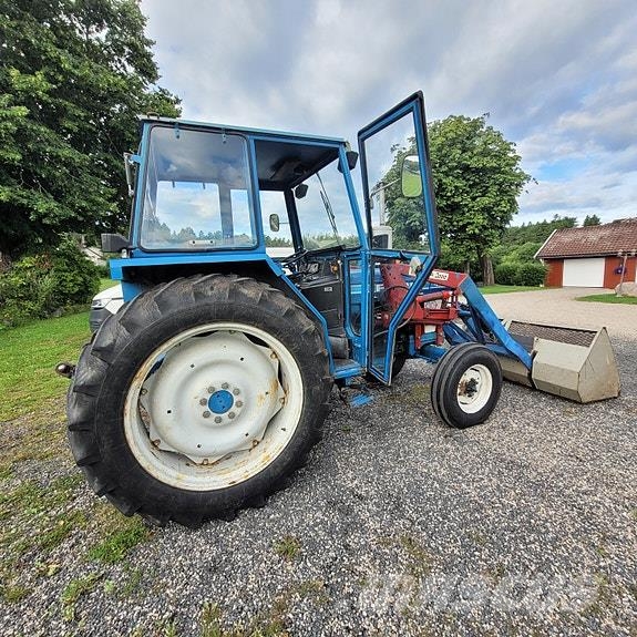 Ford 4610 الجرارات