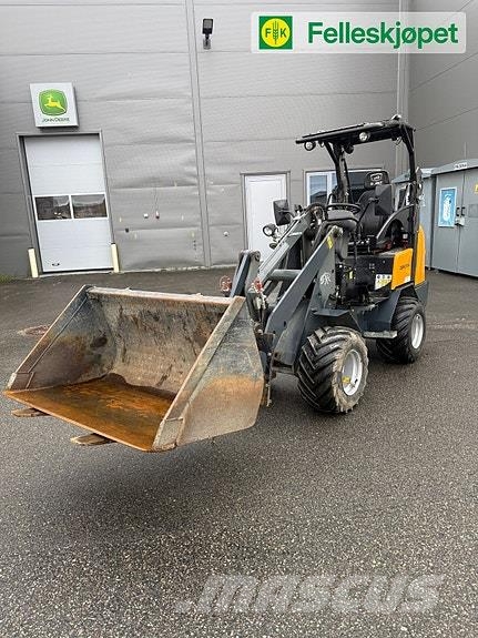 GiANT D2635W Statyba - Kita