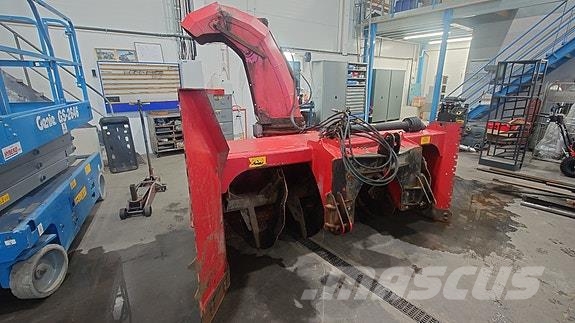 Globus GTF 260 Esparcidoras de arena y sal