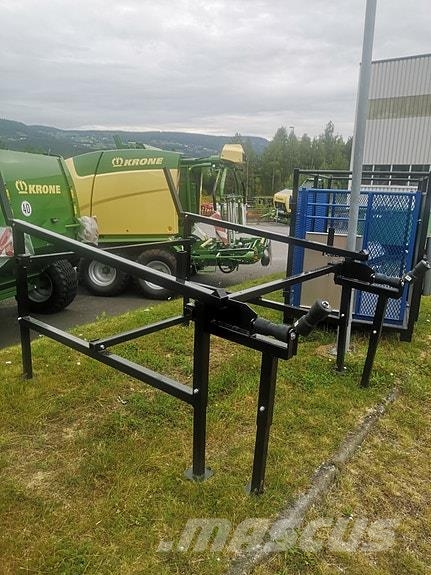 Hakkifeed 372 mekanisk stokkebord Miško technika - Kita