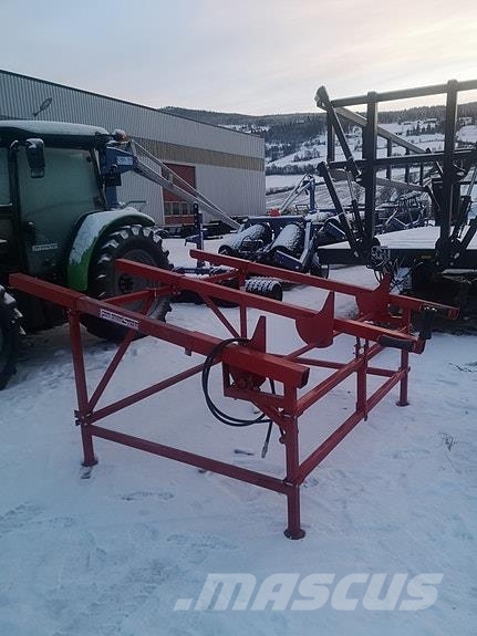 Hakkifeed 421 stokkebord Miško technika - Kita