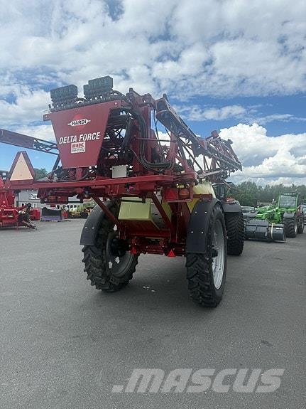 Hardi Navigator 4000 자주 동력 분무기
