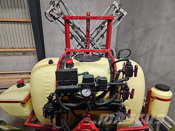 Hardi NK 800 Self-propelled sprayers