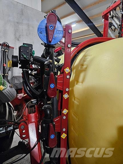 Hardi NK 800 Self-propelled sprayers