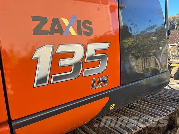 Hitachi ZX135 US-7 معدات البناء - غير ذلك