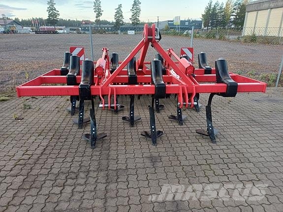 Horsch Terrano 3 FX ماكينات وملحقات زراعة أخرى