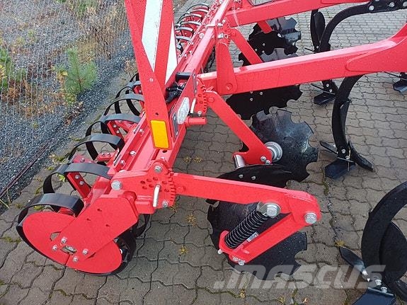 Horsch Terrano 3 FX ماكينات وملحقات زراعة أخرى