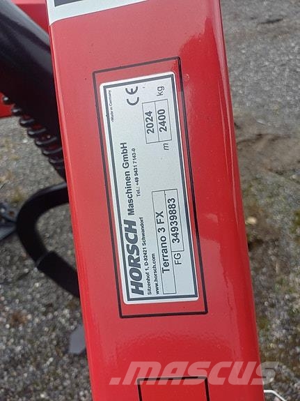 Horsch Terrano 3 FX ماكينات وملحقات زراعة أخرى