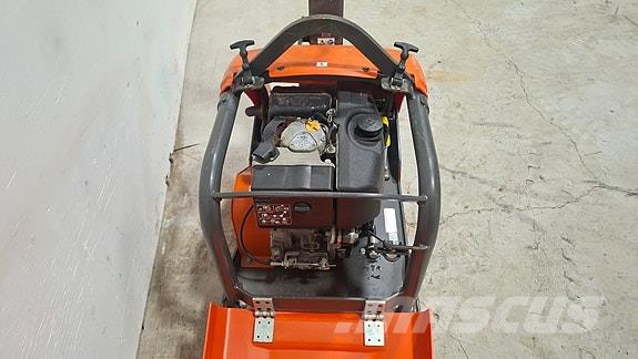 Husqvarna LG400 Kun 202 timer Építőipar - Egyebek