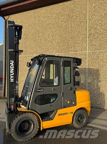 Hyundai 3,5T Diesel truck معدات البناء - غير ذلك