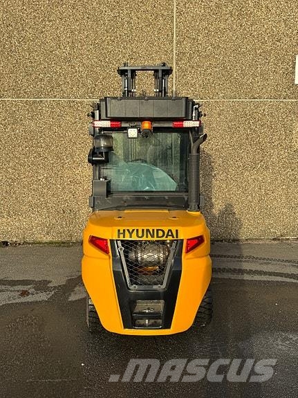 Hyundai 3,5T Diesel truck معدات البناء - غير ذلك
