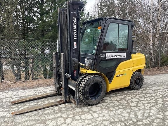 Hyundai 45D-9 معدات البناء - غير ذلك