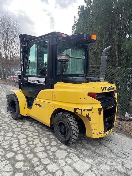 Hyundai 45D-9 معدات البناء - غير ذلك