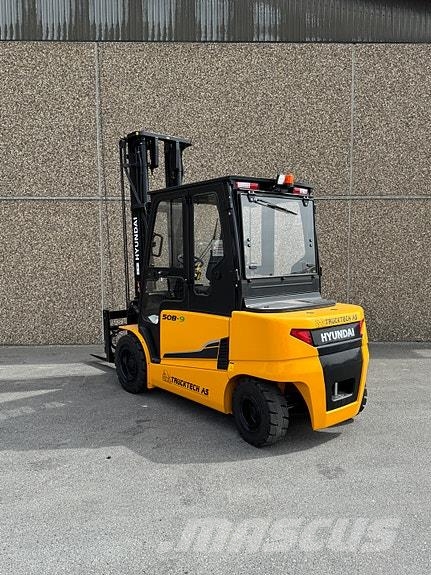 Hyundai 50B-9 Строительная техника - Другие