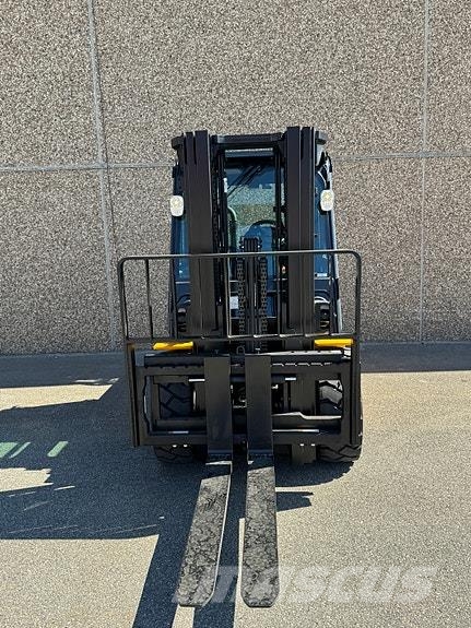 Hyundai 5T Diesel Truck معدات البناء - غير ذلك
