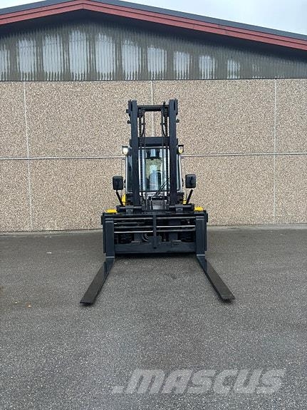 Hyundai 80D-9V Other