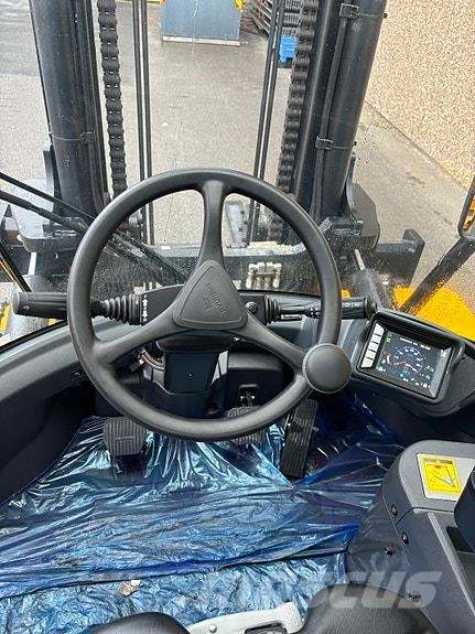 Hyundai 80D-9V Other