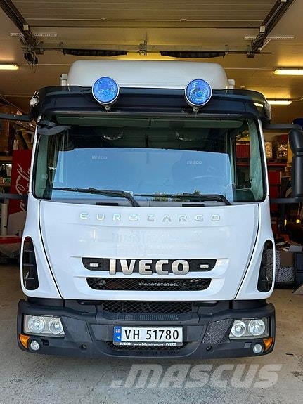 Iveco Eurostar med sovehytte, senket chassis bak شاحنات أخرى