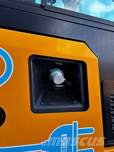 JCB 19C-1 Electric Otros
