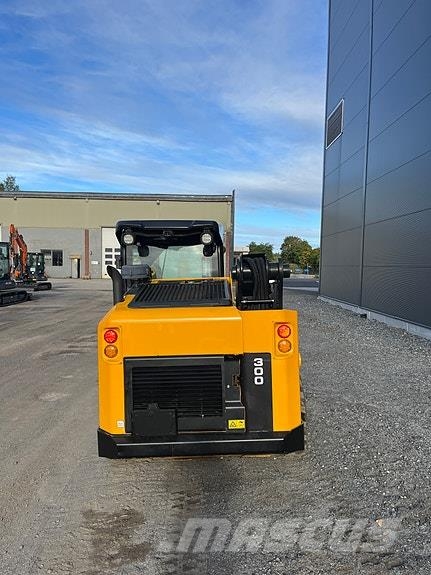 JCB 300 T4 Other