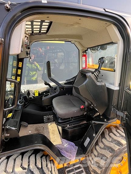 JCB 300 T4 Other