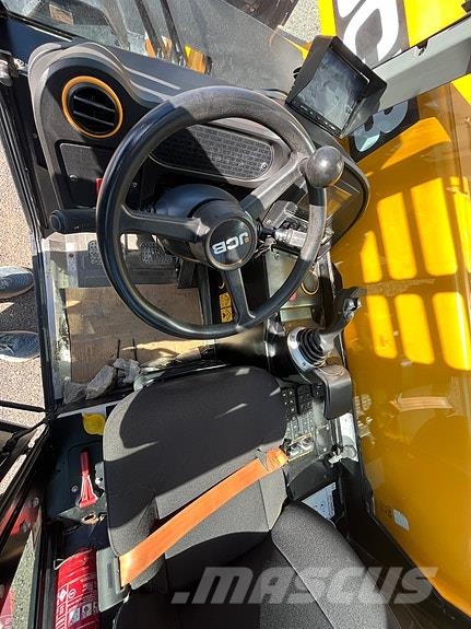 JCB 525-60 E معدات البناء - غير ذلك