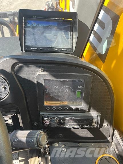 JCB 525-60 E معدات البناء - غير ذلك