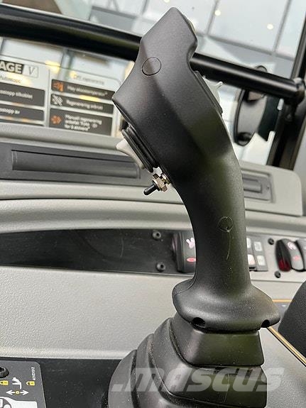 JCB TM220 建筑机械-其他