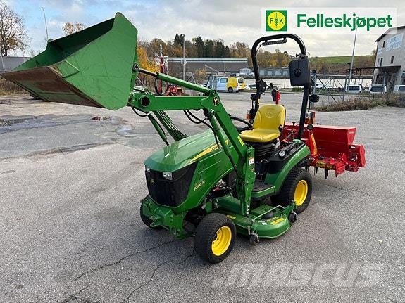 John Deere 1026R Traktorer