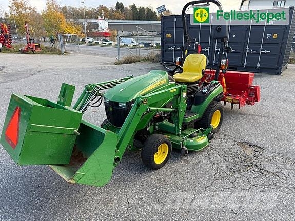 John Deere 1026R Traktorer