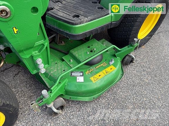 John Deere 1026R Traktorer