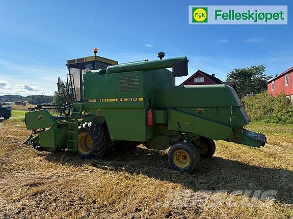 John Deere 1042 treske, nylig tatt stor service Kombajni
