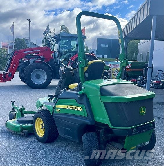 John Deere 1550 Terrain Cut Коммунальная техника - Другие