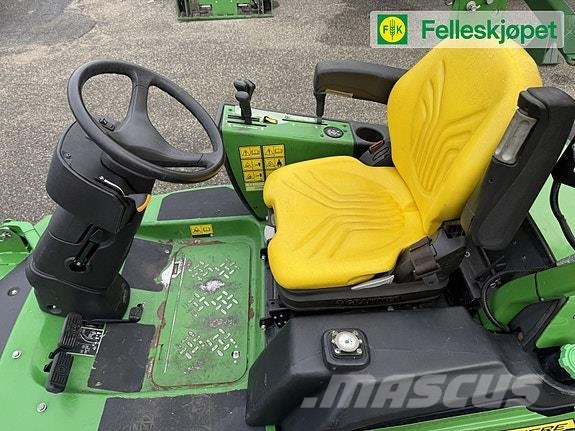 John Deere 1570 Комунальна техніка - Інші