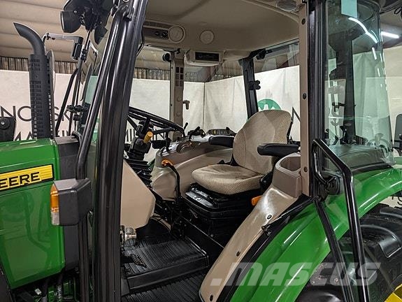 John Deere 5058E Traktorer