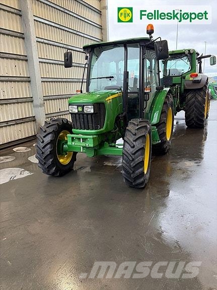 John Deere 5075E الجرارات