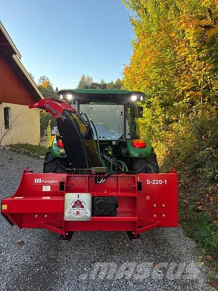 John Deere 5075E lavt timetall Traktorer