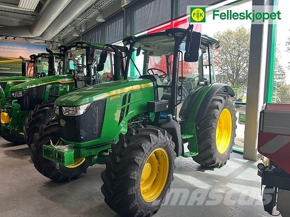 John Deere 5075M الجرارات