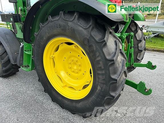 John Deere 5100M Traktorji