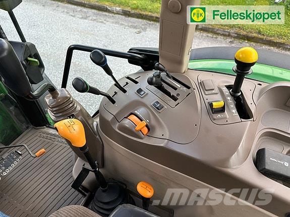 John Deere 5100M Traktorji