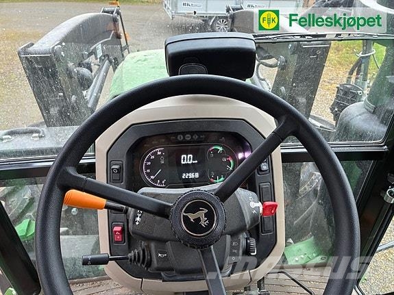 John Deere 5100M kun 230 timer med Ålø Laster Traktorid