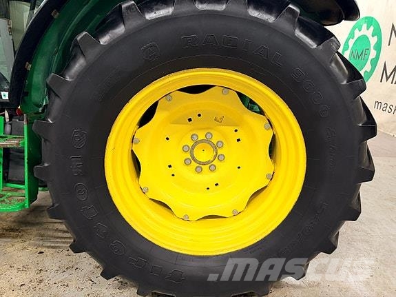 John Deere 5100R Traktorer