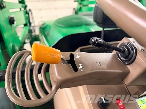 John Deere 5100R Traktorer