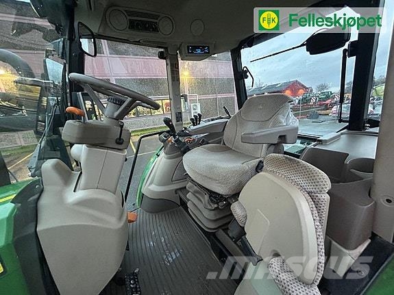 John Deere 5100R Traktorer