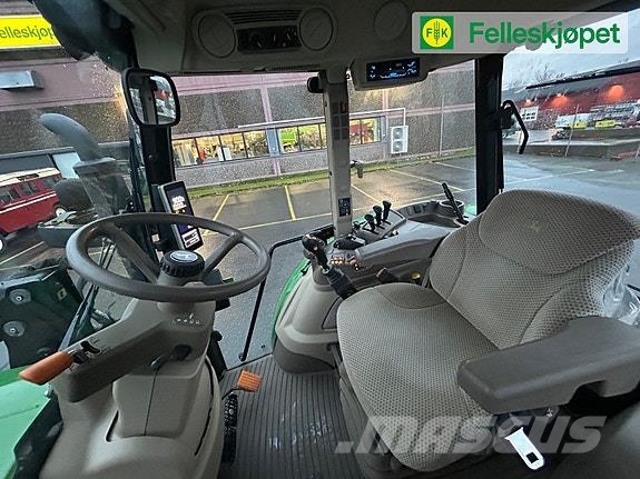 John Deere 5100R Traktorer