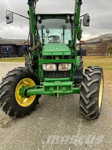 John Deere 5720 Traktorji